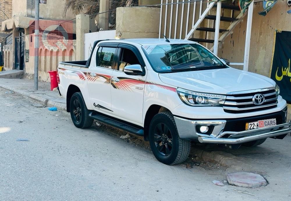 تويوتا هايلوكس